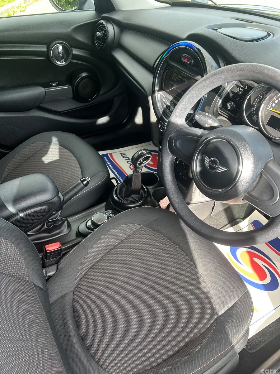 Mini Other Hatchback, Petrol, 2015, Black