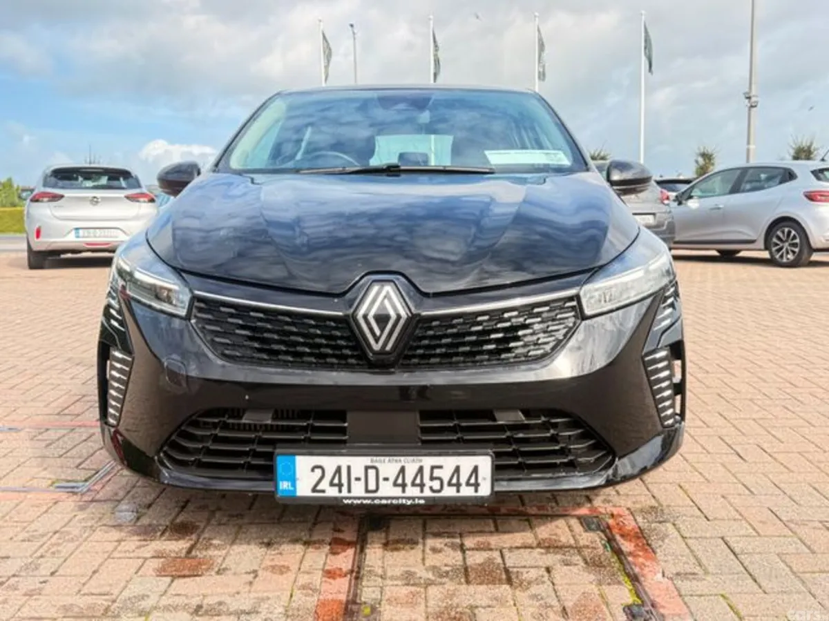Renault Clio Hatchback, Petrol, 2024, Black