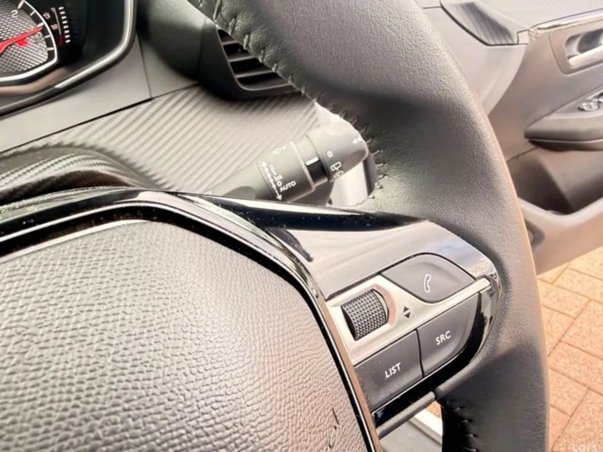 Peugeot 208 Hatchback, Petrol, 2024, White