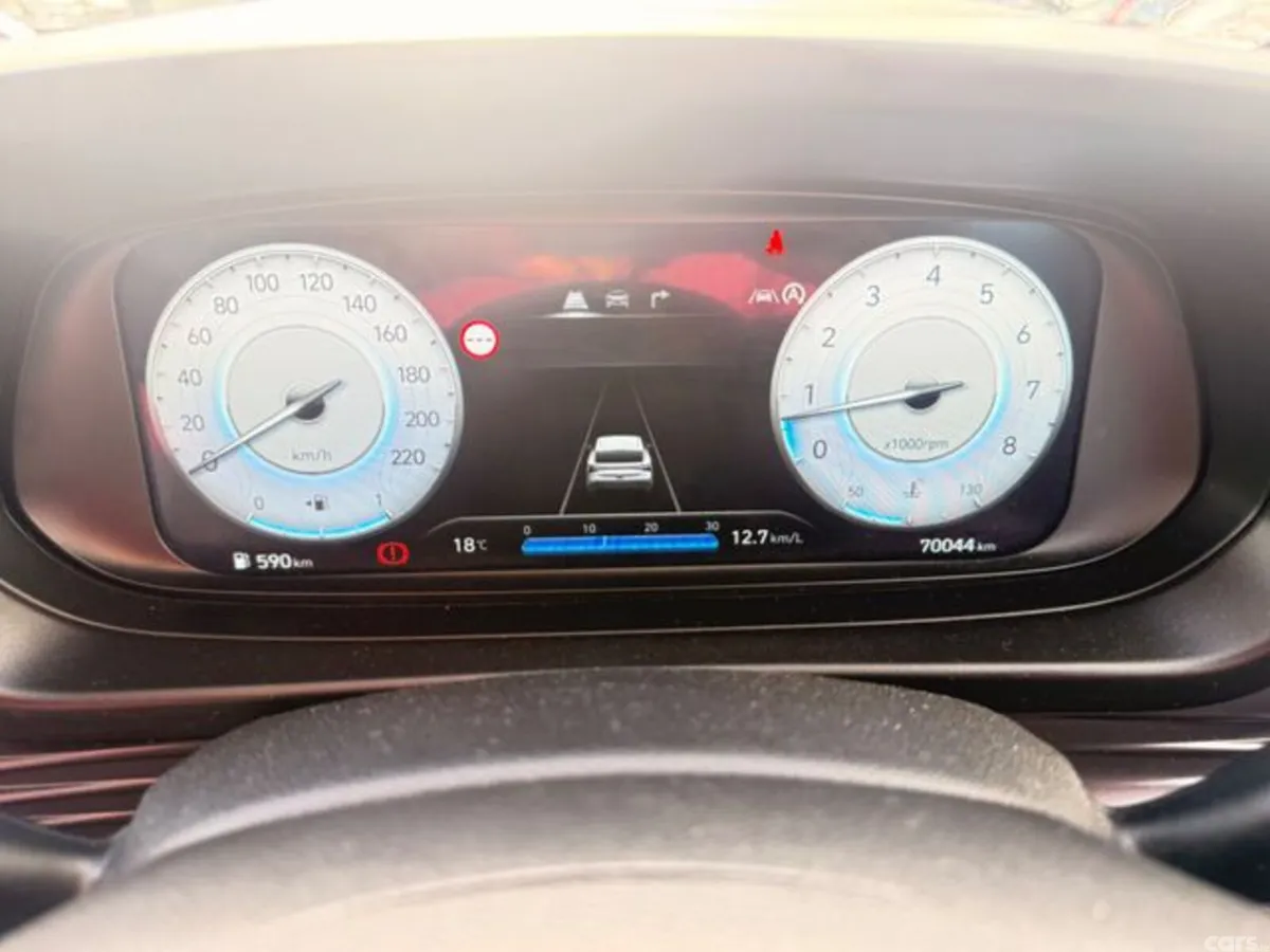 Hyundai i20 Hatchback, Petrol, 2024, White