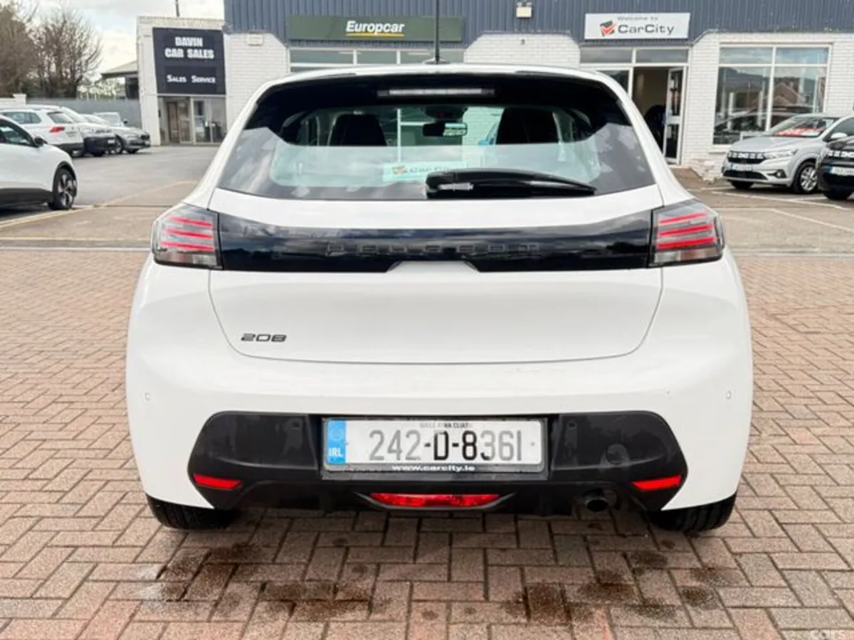Peugeot 208 Hatchback, Petrol, 2024, White