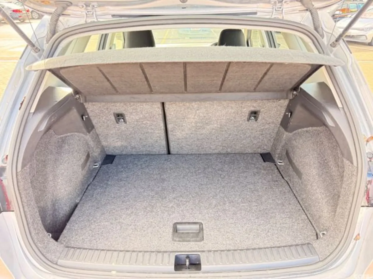SEAT Arona Hatchback, Petrol, 2024, Grey
