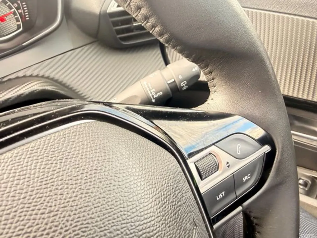 Peugeot 208 Hatchback, Petrol, 2024, Grey