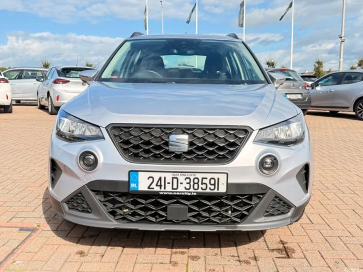 SEAT Arona Hatchback, Petrol, 2024, Grey