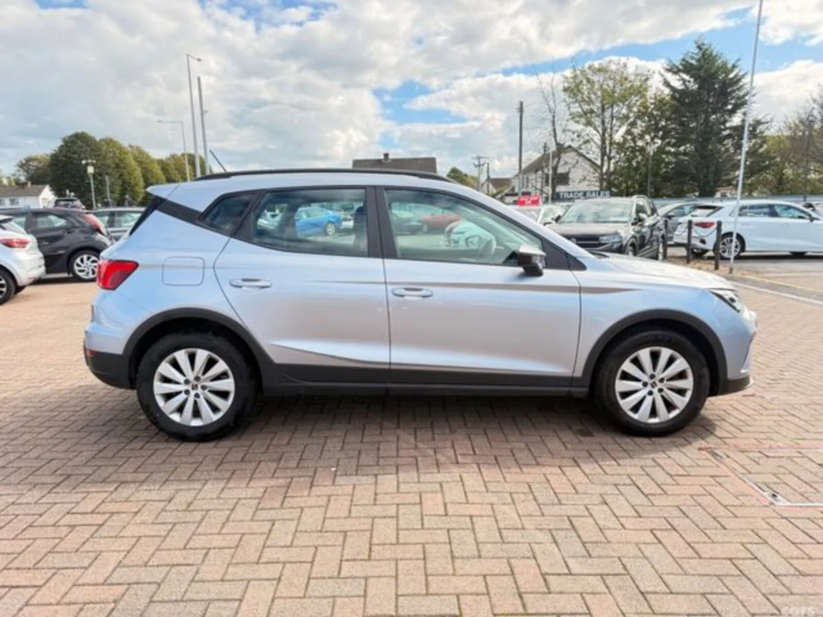 SEAT Arona Hatchback, Petrol, 2024, Grey
