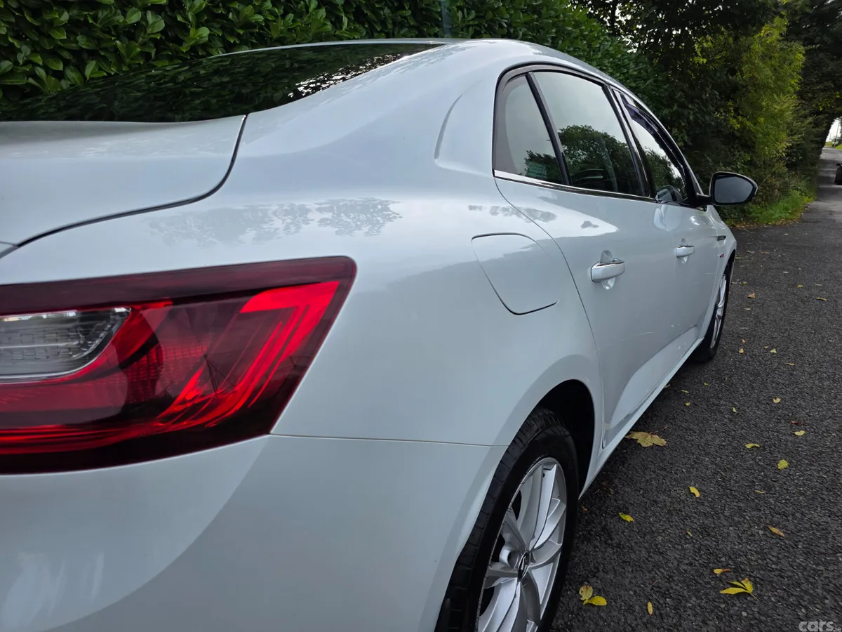 Renault Megane Saloon, Diesel, 2018, White
