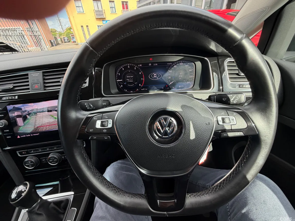 Volkswagen Golf Estate, Petrol, 2019, Grey