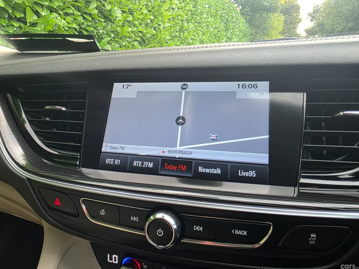 Opel Insignia Hatchback, Diesel, 2018, Black