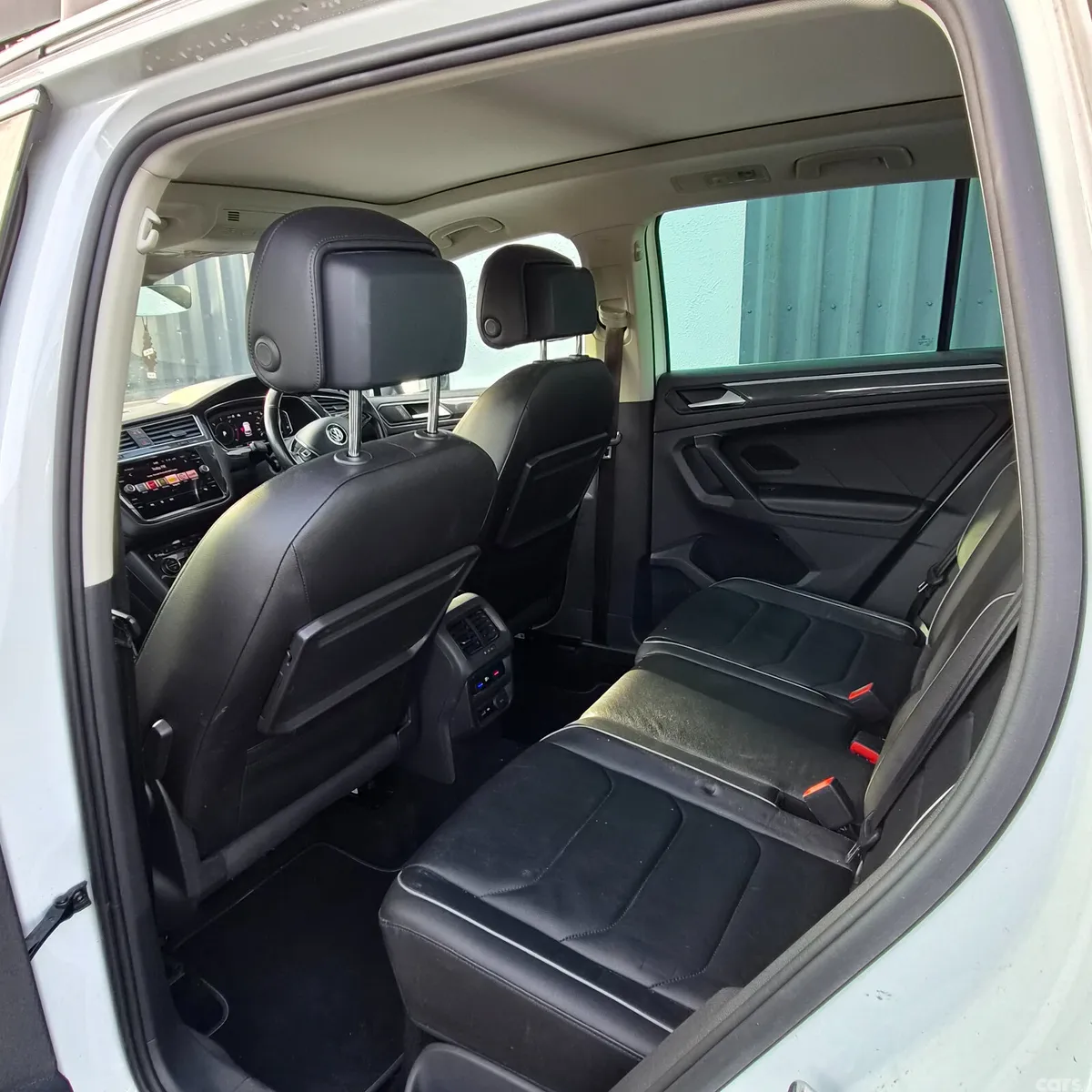 Volkswagen Tiguan SUV, Diesel, 2020, White