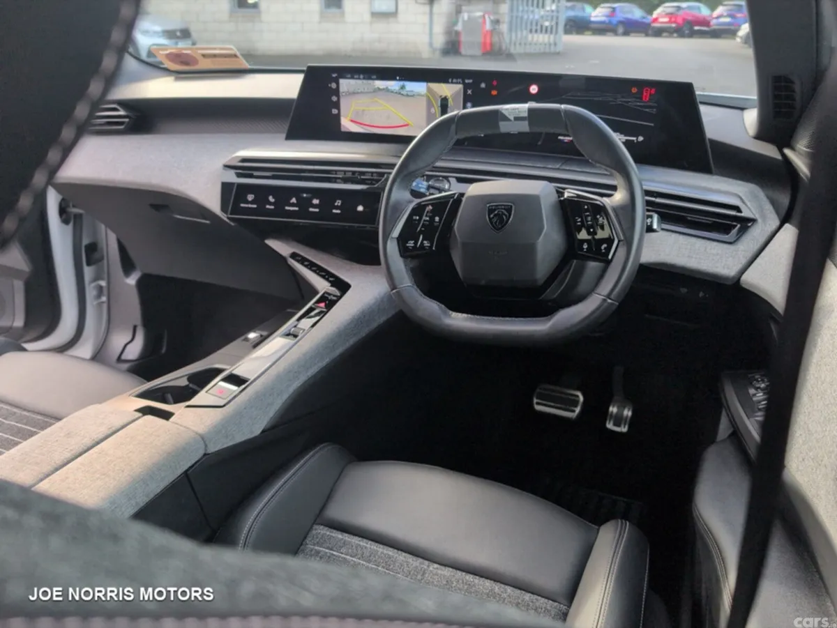 Peugeot 3008 SUV, Petrol Hybrid, 2026, White