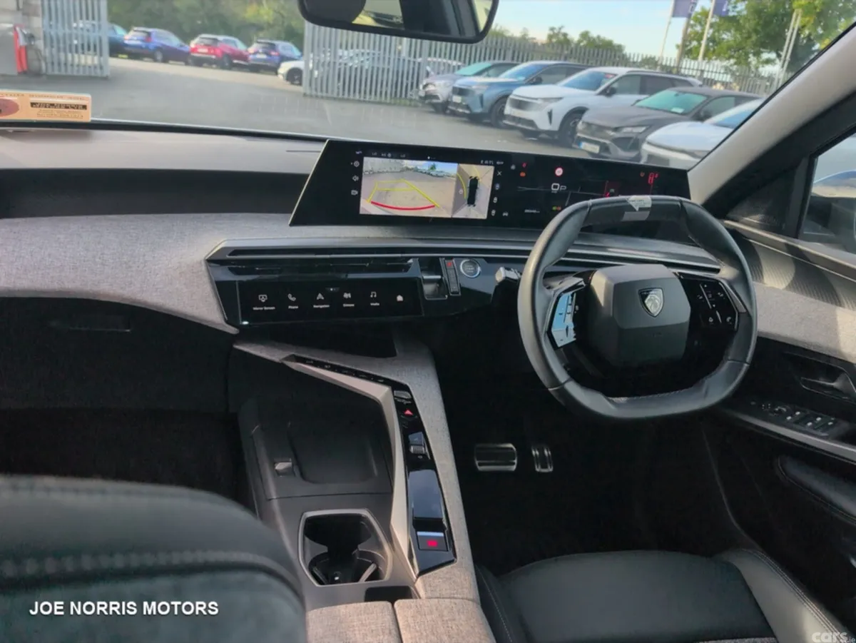 Peugeot 3008 SUV, Petrol Hybrid, 2026, White
