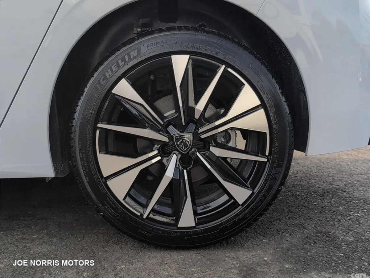 Peugeot 308 Hatchback, Diesel, 2026, White
