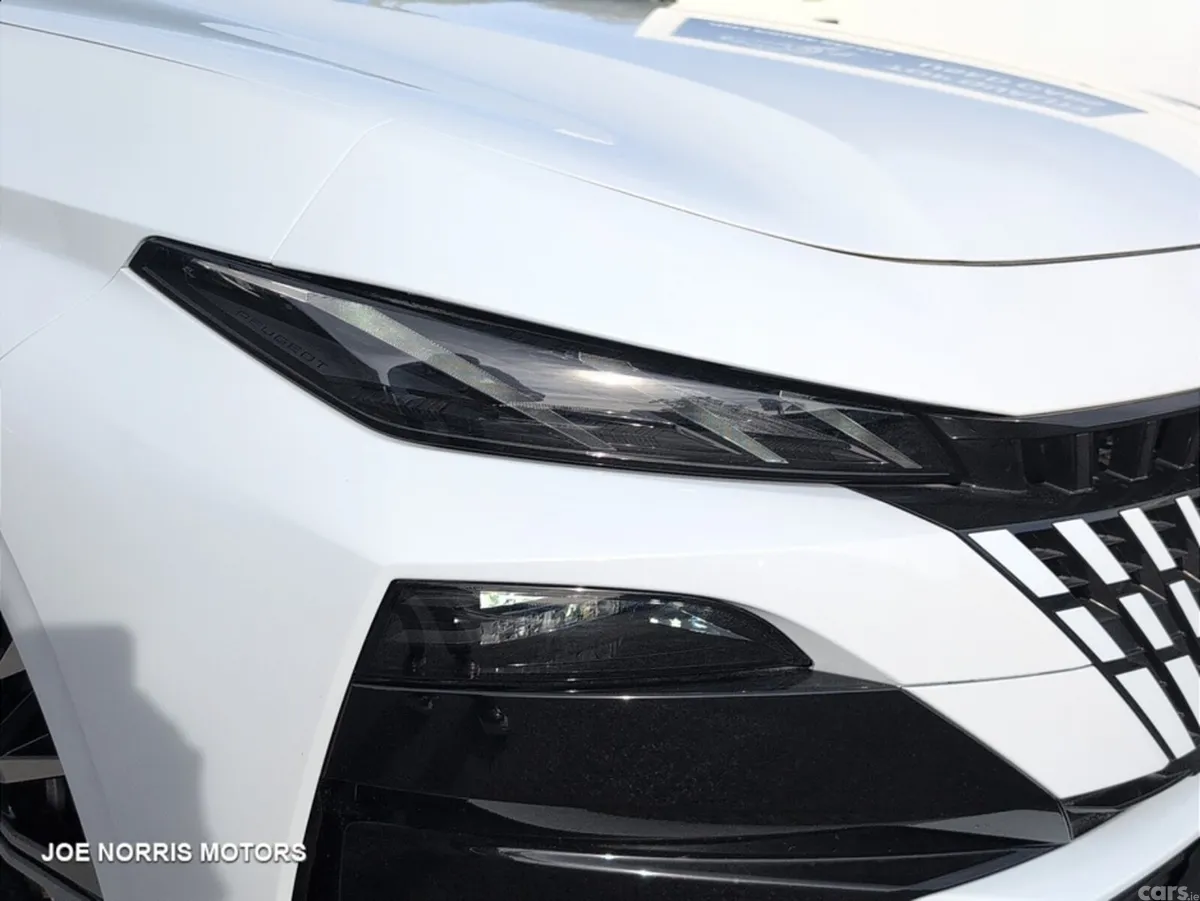 Peugeot 308 Hatchback, Diesel, 2026, White