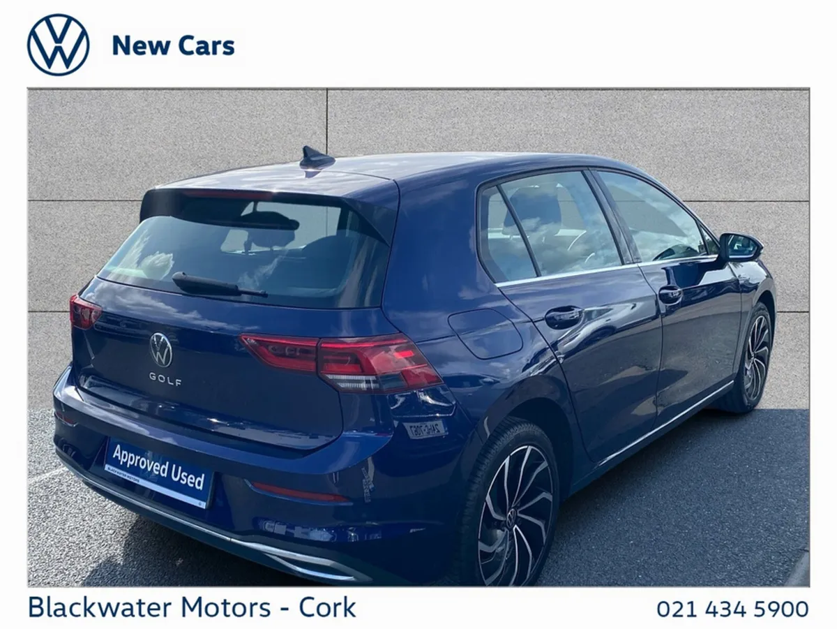 Volkswagen Golf Estate, Petrol, 2023, Blue