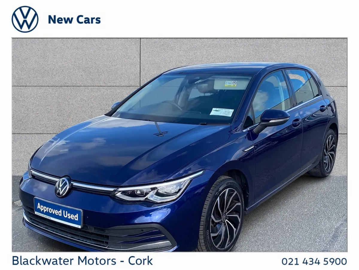Volkswagen Golf Estate, Petrol, 2023, Blue