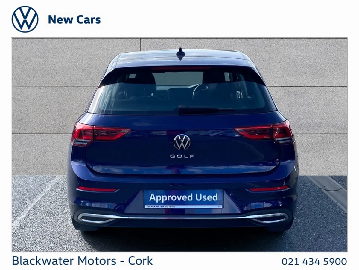 Volkswagen Golf Estate, Petrol, 2023, Blue