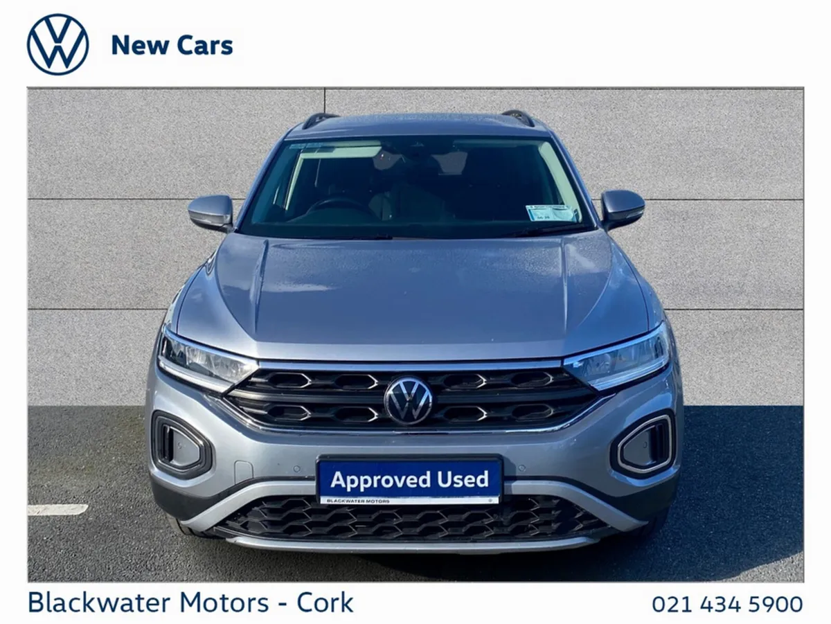 Volkswagen T-Roc SUV, Petrol, 2024, Grey