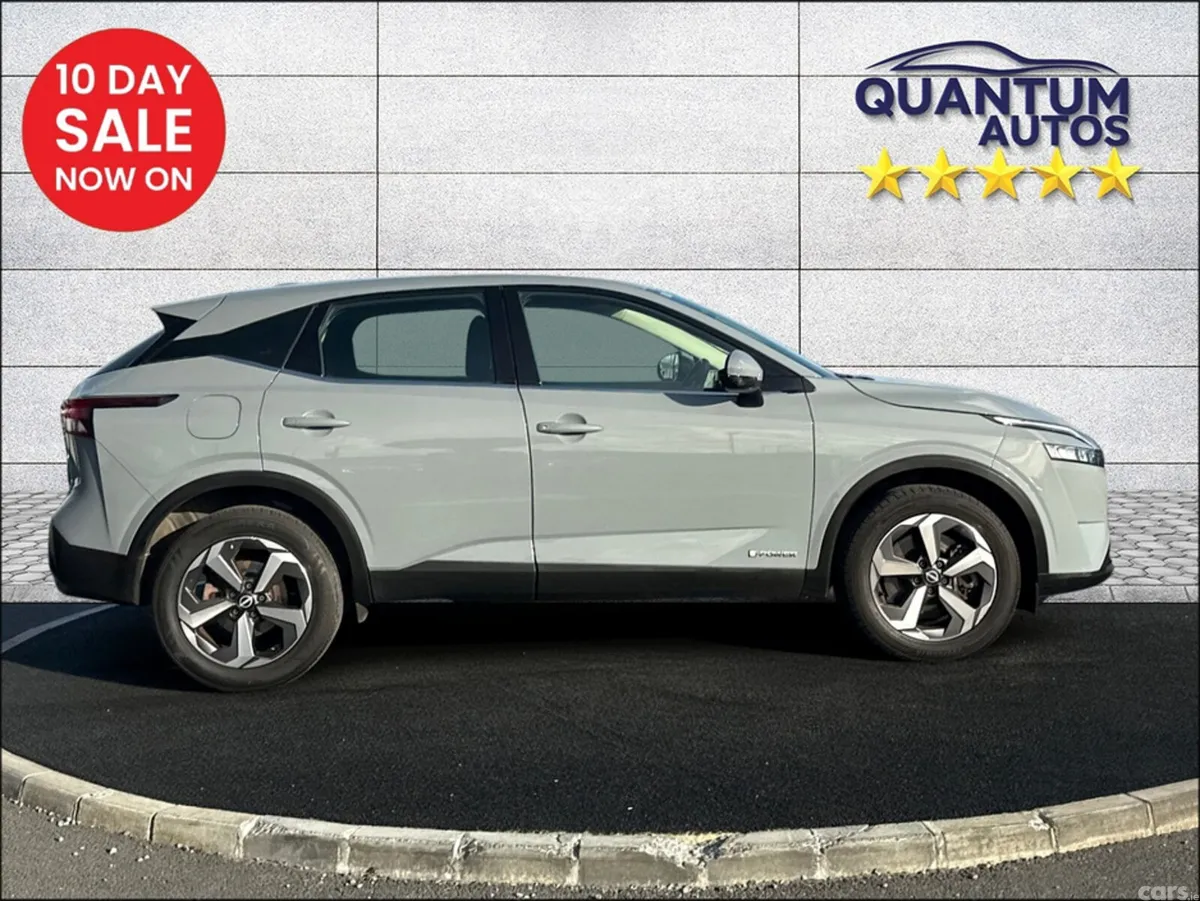Nissan Qashqai SUV, Petrol, 2023, Grey