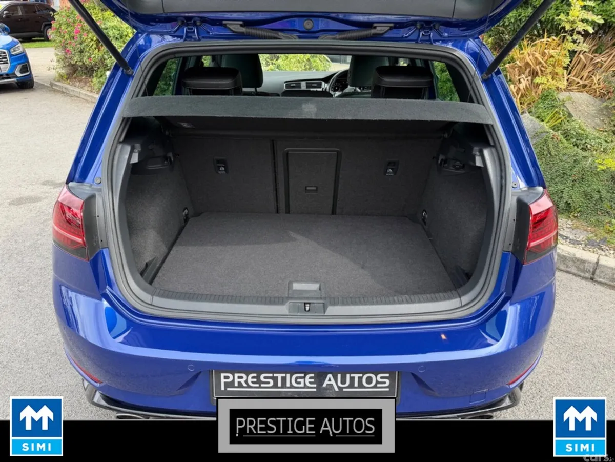 Volkswagen Golf Hatchback, Petrol, 2017, Blue