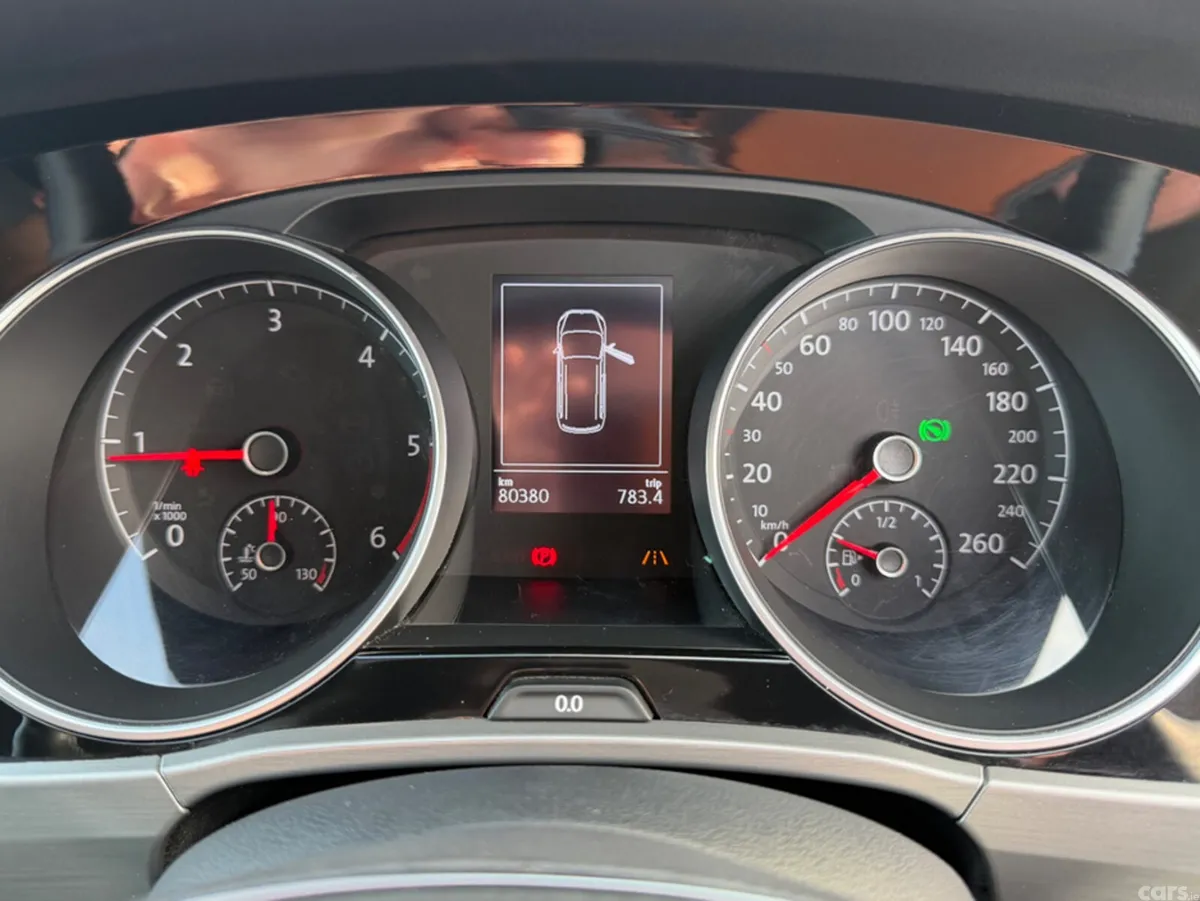 Volkswagen Touran MPV, Diesel, 2019, White