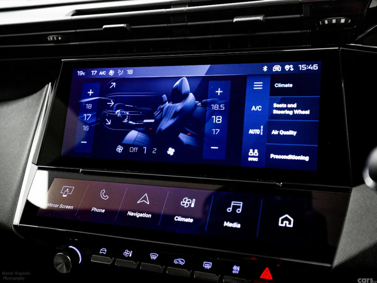 Peugeot 308 Hatchback, Electric, 2024, Blue