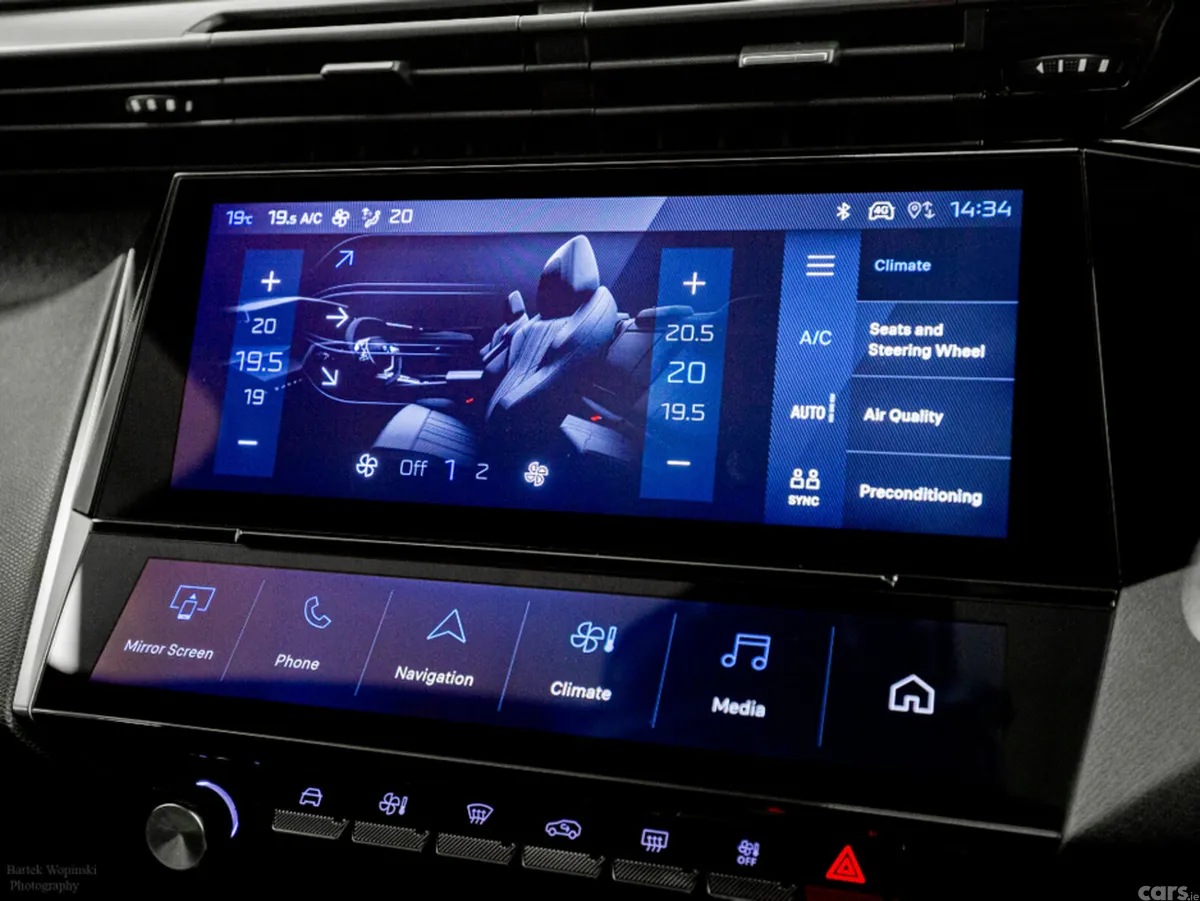 Peugeot 308 Hatchback, Electric, 2024, Blue