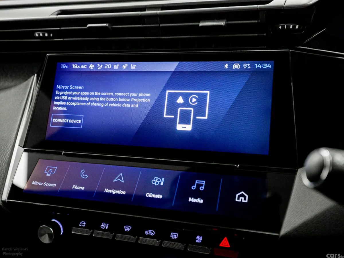 Peugeot 308 Hatchback, Electric, 2024, Blue