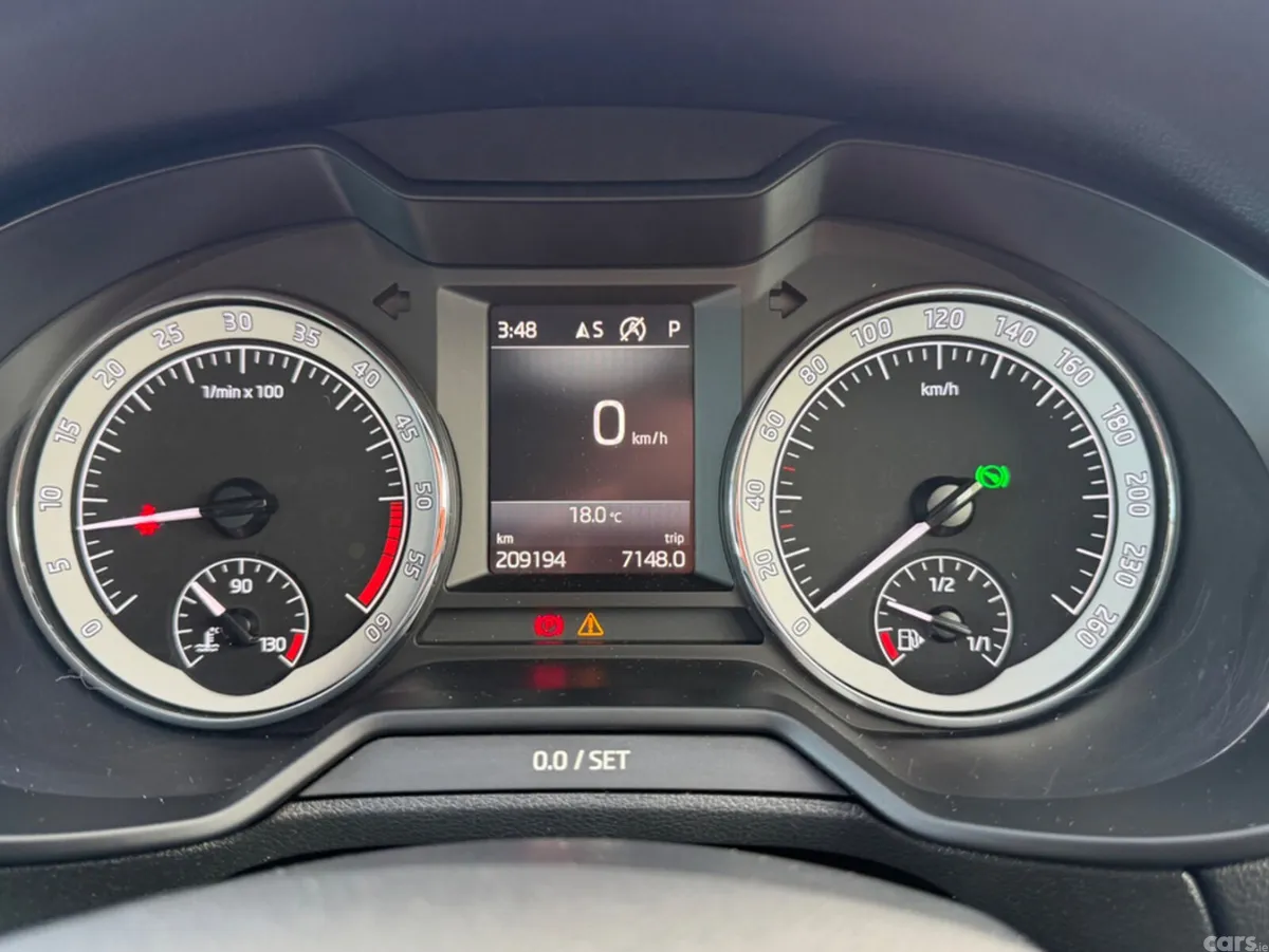 Skoda Octavia Estate, Diesel, 2019, Blue