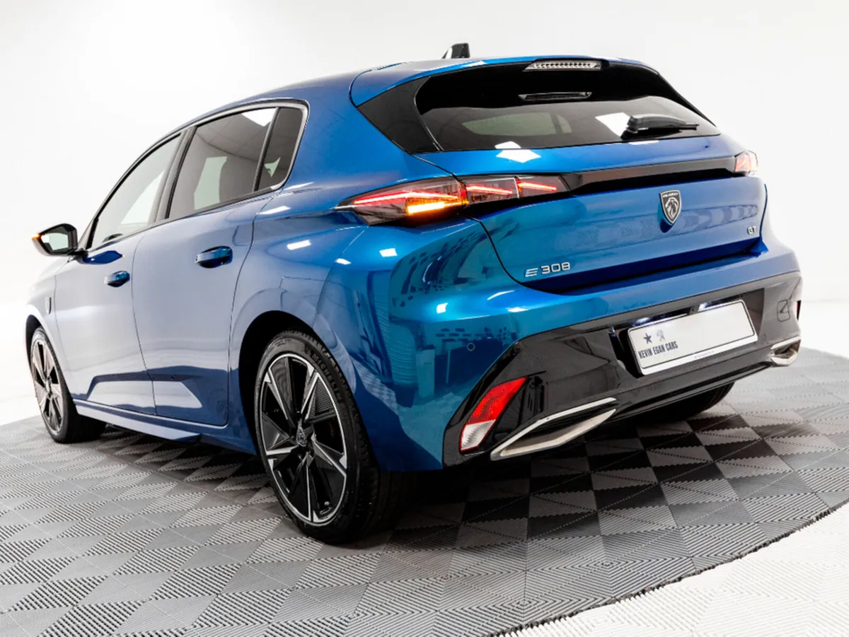 Peugeot 308 Hatchback, Electric, 2024, Blue