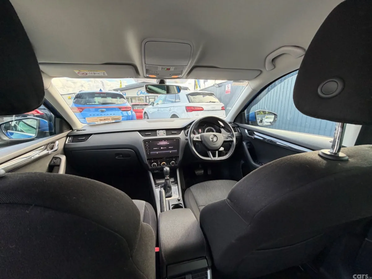 Skoda Octavia Estate, Diesel, 2019, Blue