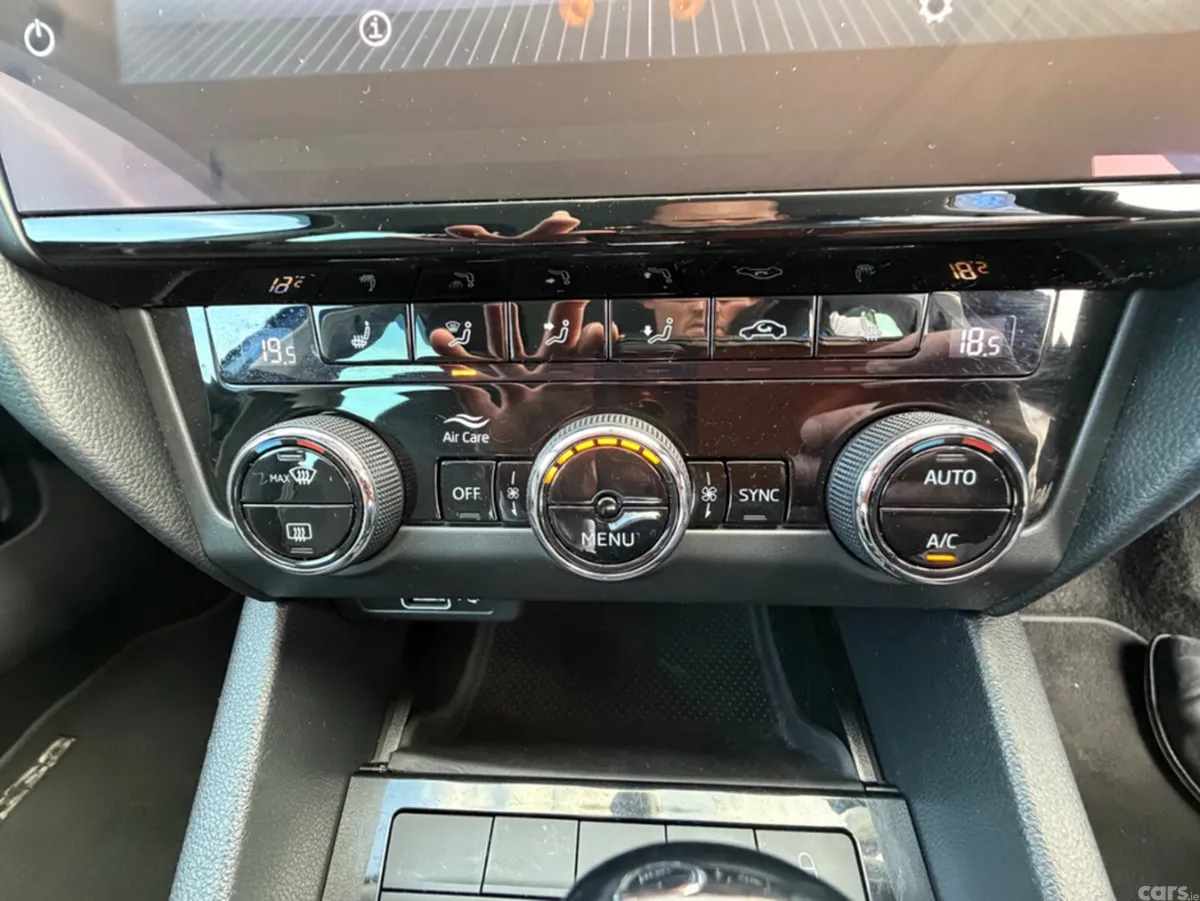 Skoda Octavia Estate, Diesel, 2019, Blue