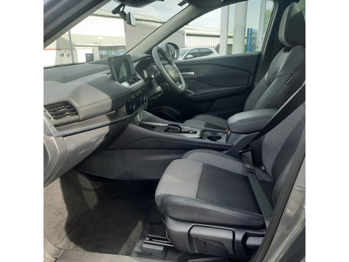 Nissan Qashqai MPV, Petrol Hybrid, 2026, Grey