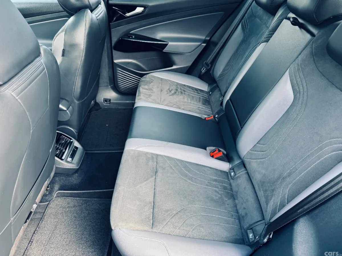Volkswagen ID.5 Estate, Electric, 2022, Black