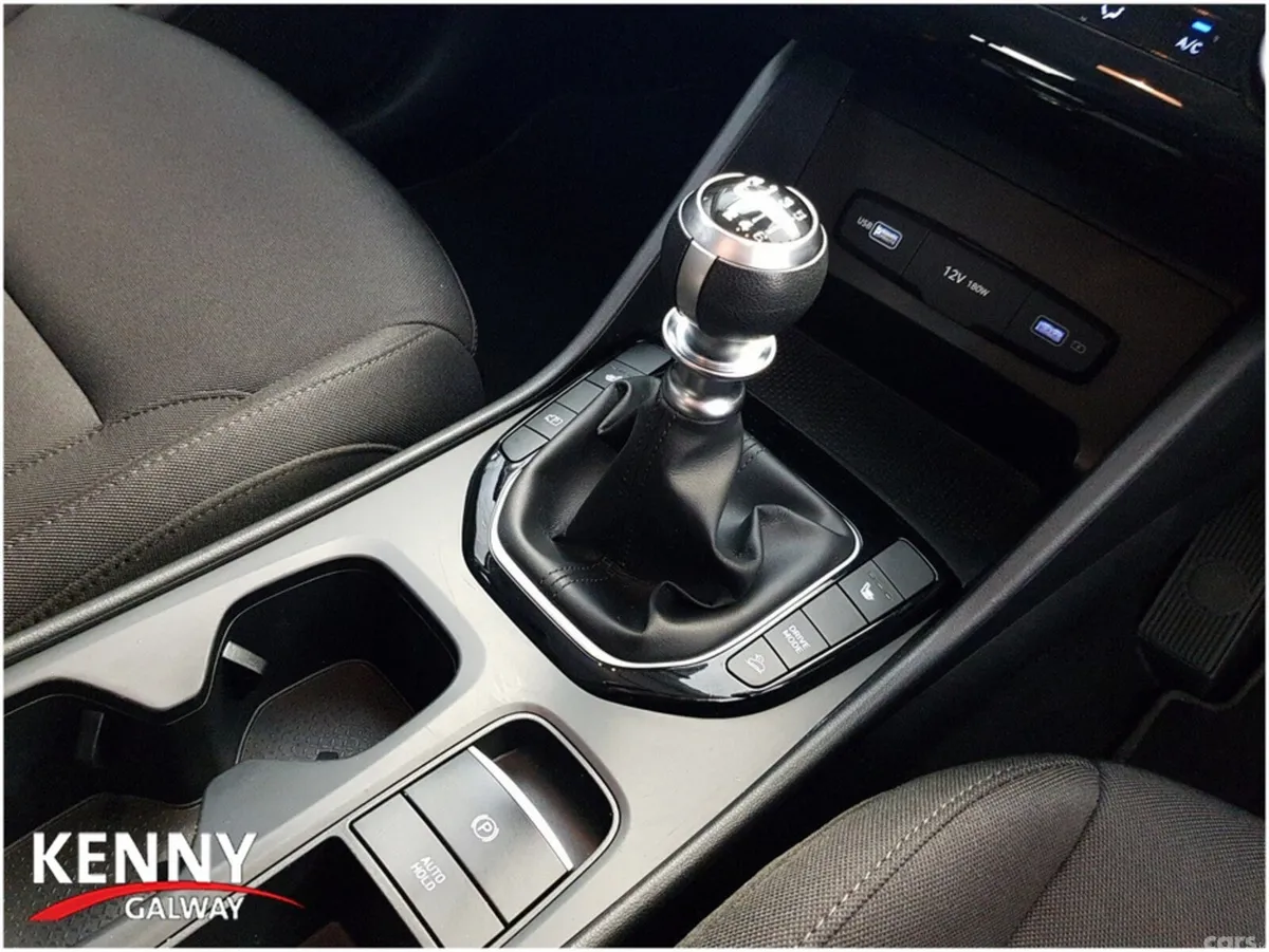 Hyundai Tucson MPV, Diesel, 2022, Black