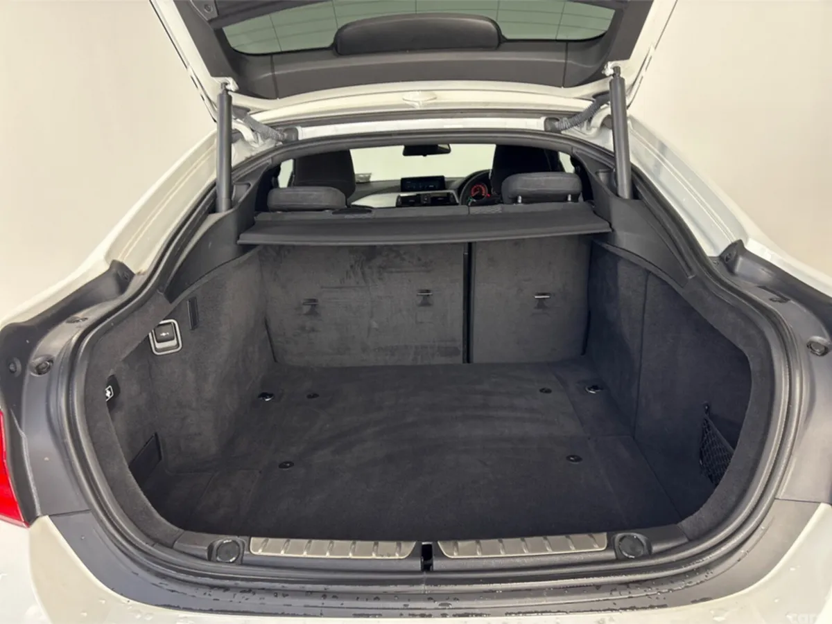 BMW 4-Series Saloon, Petrol, 2017, White