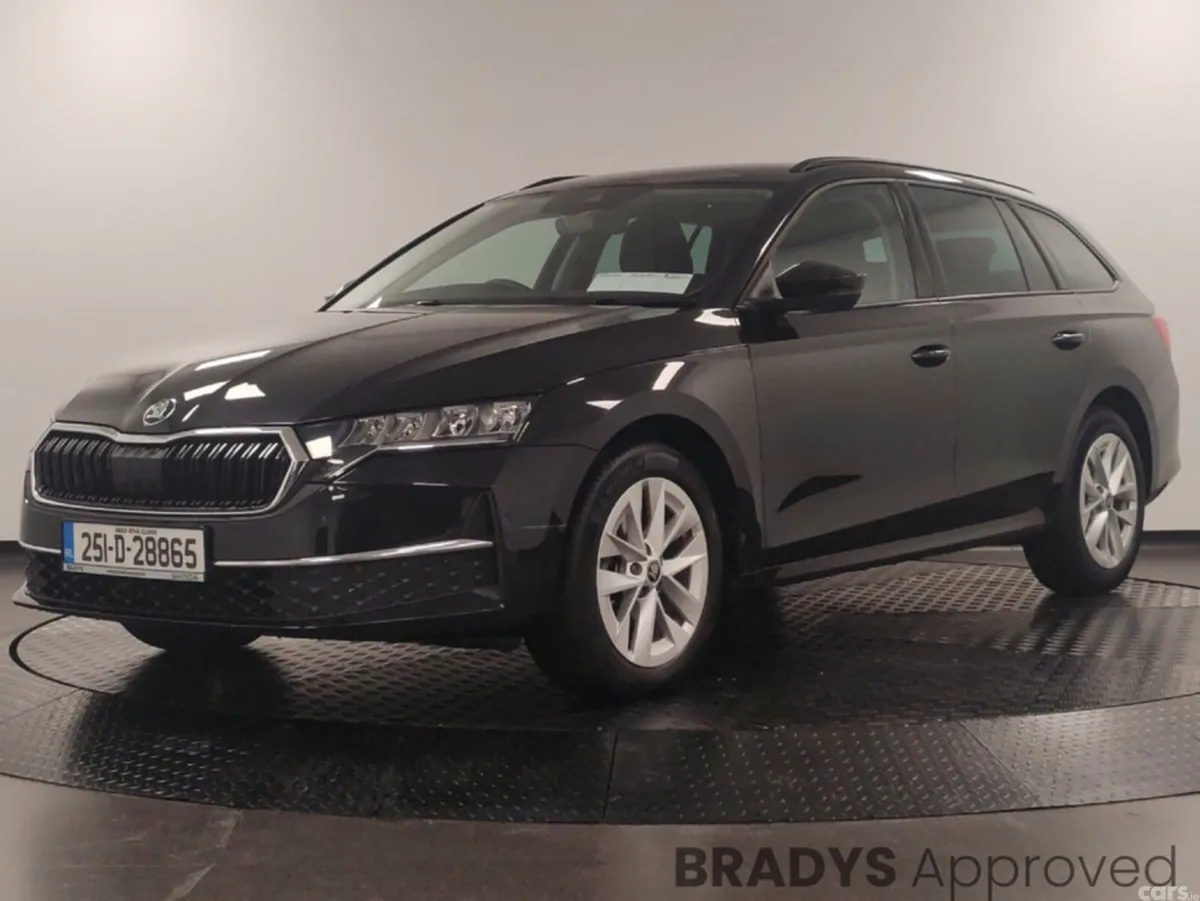 Skoda Octavia Estate, Diesel, 2025, Black