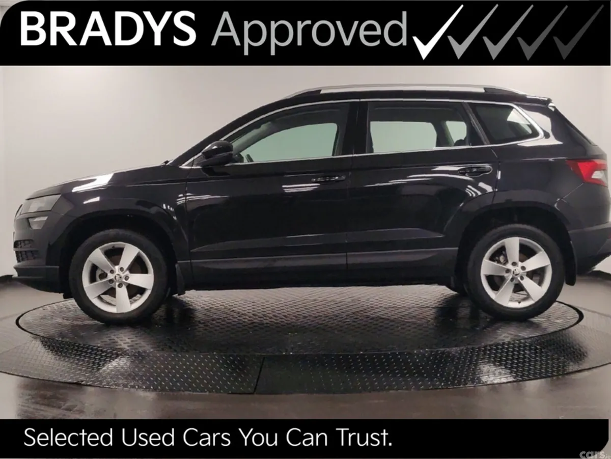 Skoda Karoq SUV, Petrol, 2022, Black