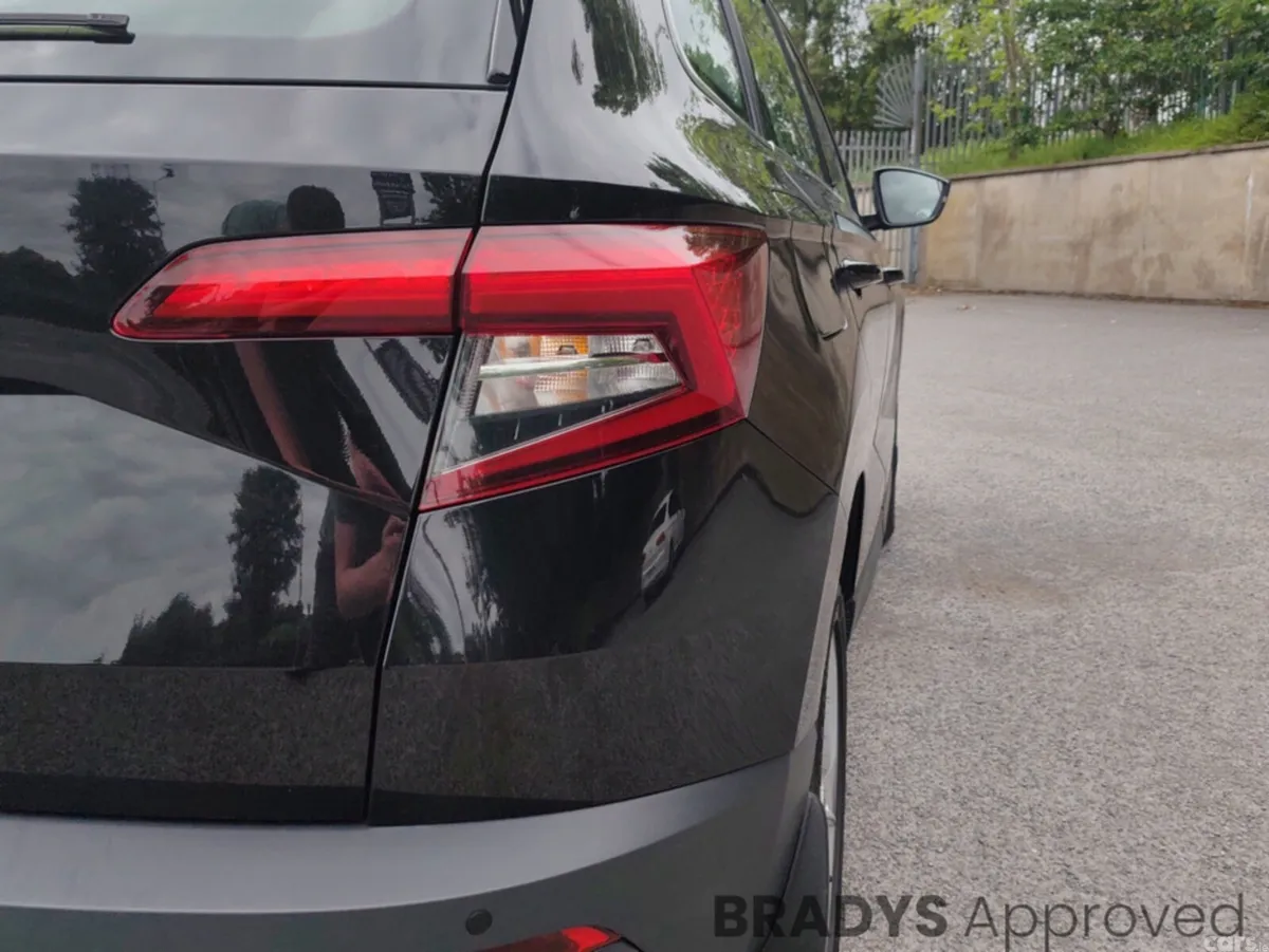 Skoda Karoq SUV, Petrol, 2022, Black