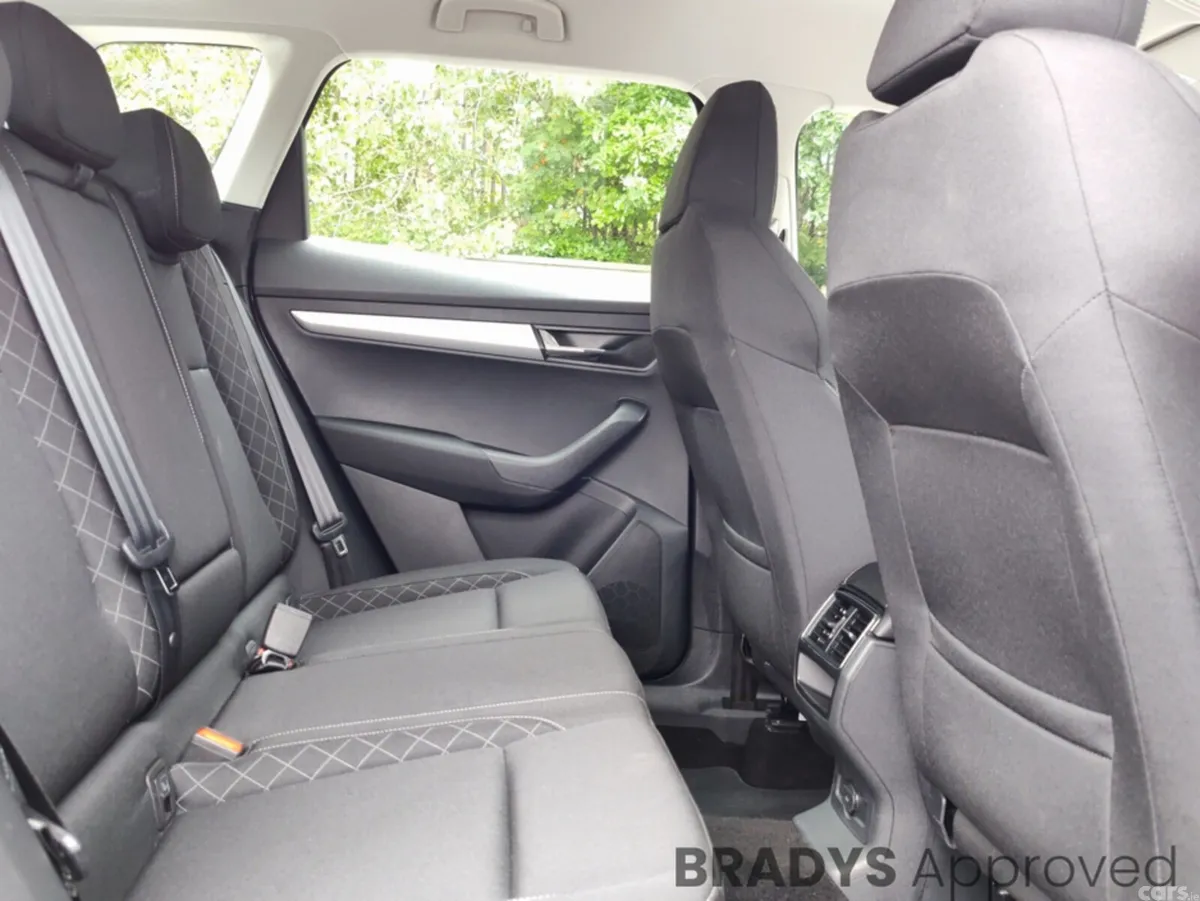 Skoda Karoq SUV, Petrol, 2022, Black