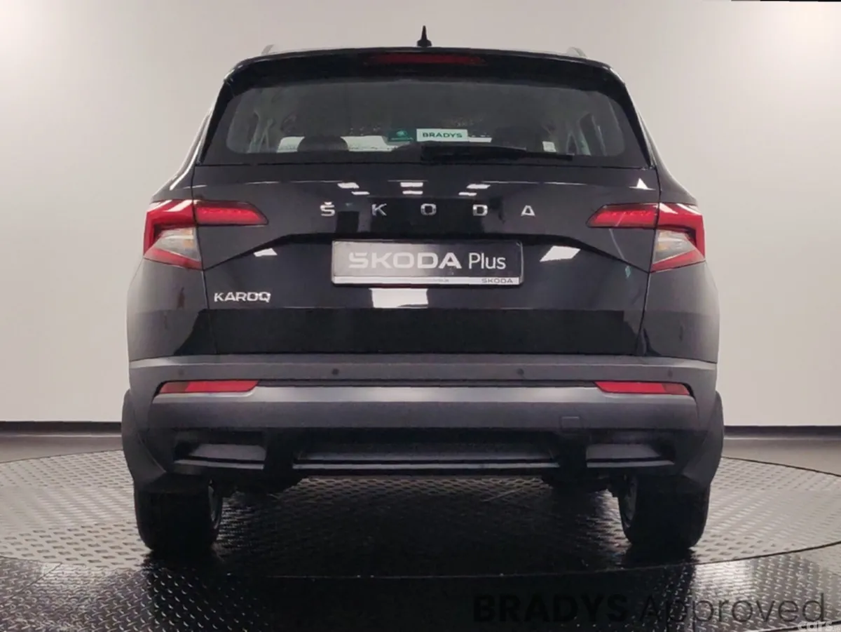 Skoda Karoq SUV, Petrol, 2022, Black