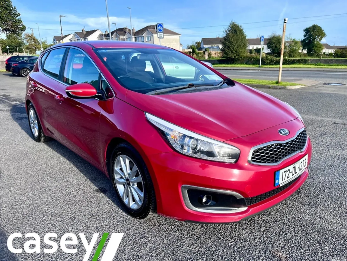 Kia Ceed Hatchback, Diesel, 2017, Red