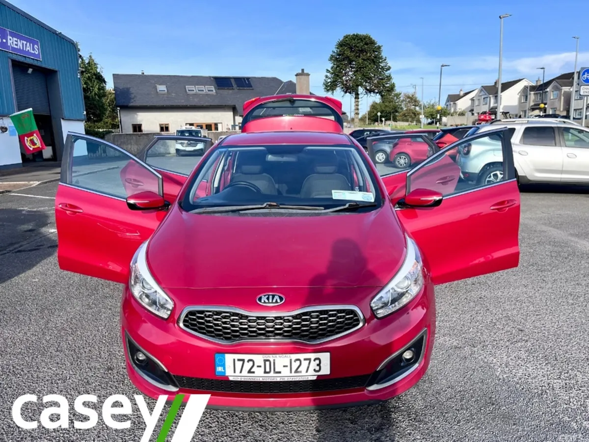 Kia Ceed Hatchback, Diesel, 2017, Red