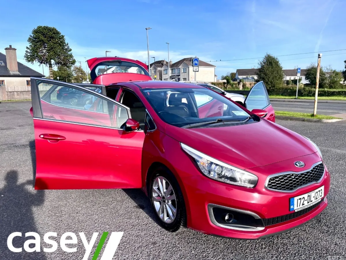 Kia Ceed Hatchback, Diesel, 2017, Red