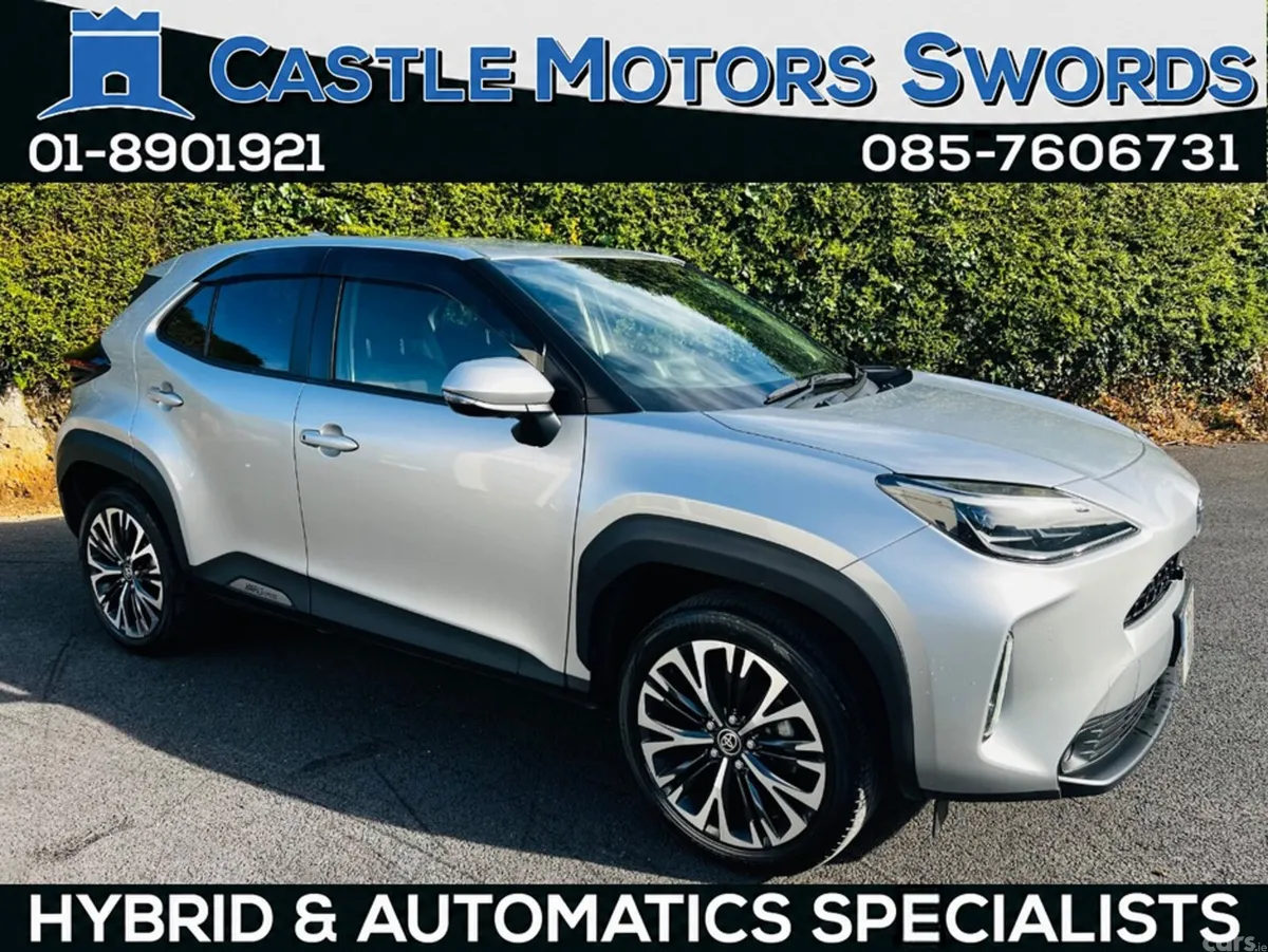 Toyota Yaris Cross Hatchback, Petrol Hybrid, 2022, Silver