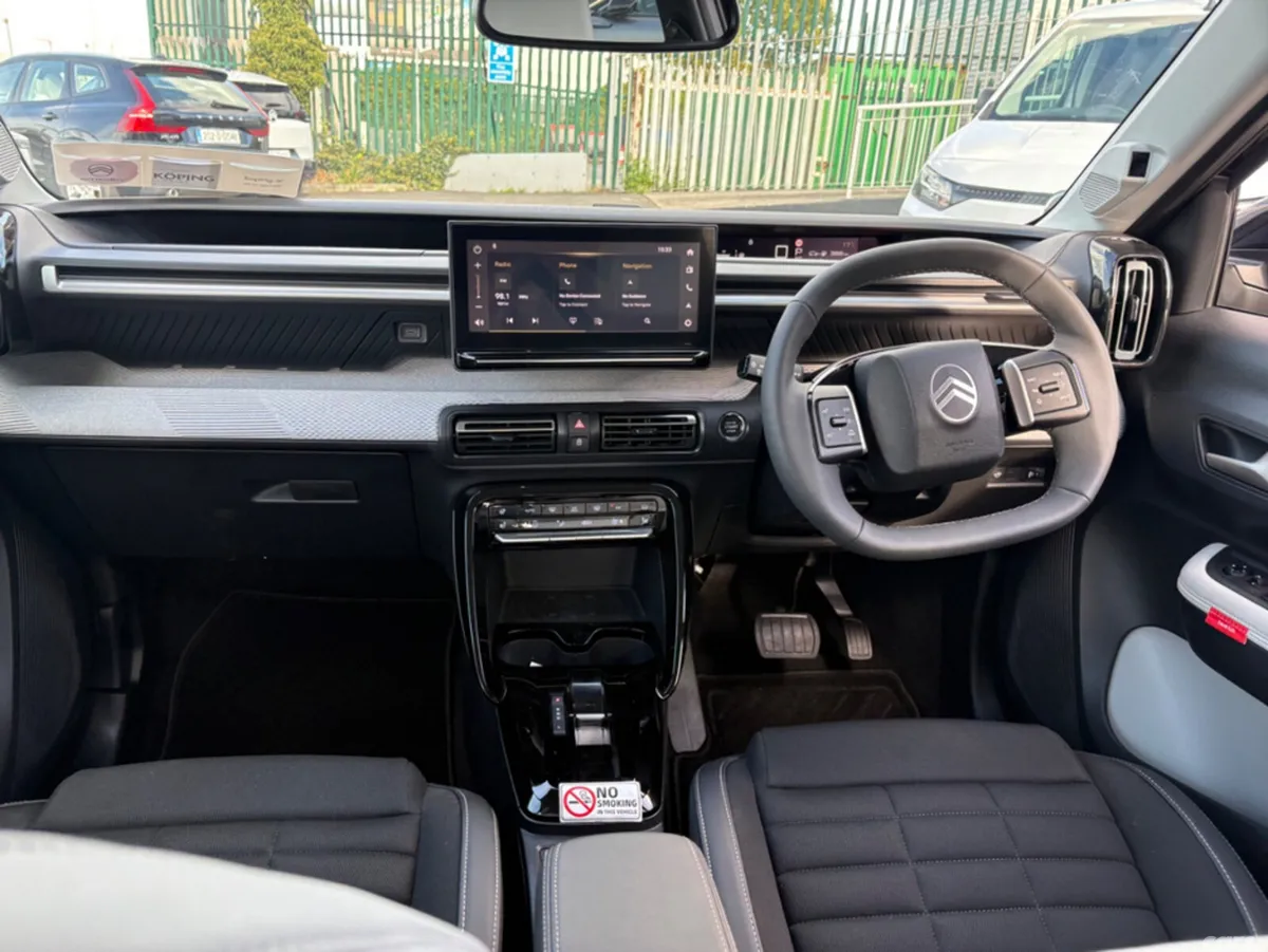 Citroen C3 Aircross MPV, Petrol Hybrid, 2026, Black