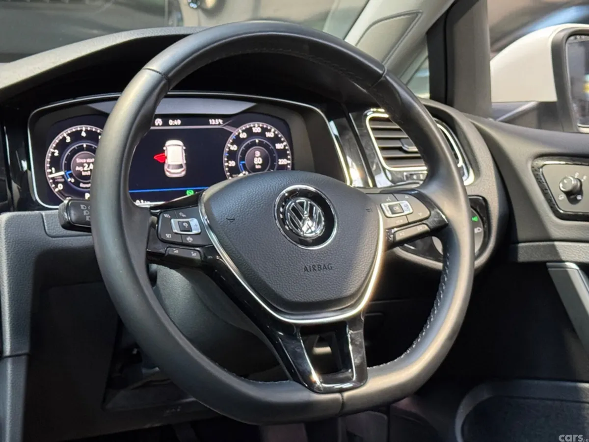 Volkswagen Golf Hatchback, Petrol, 2019, White