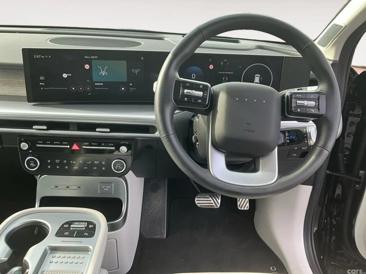 Hyundai IONIQ 9 MPV, Electric, 2026, Black