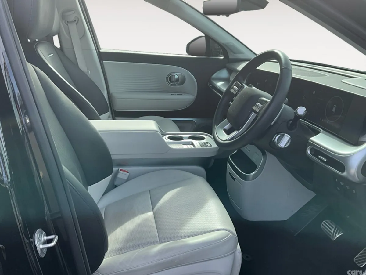 Hyundai IONIQ 9 MPV, Electric, 2026, Black