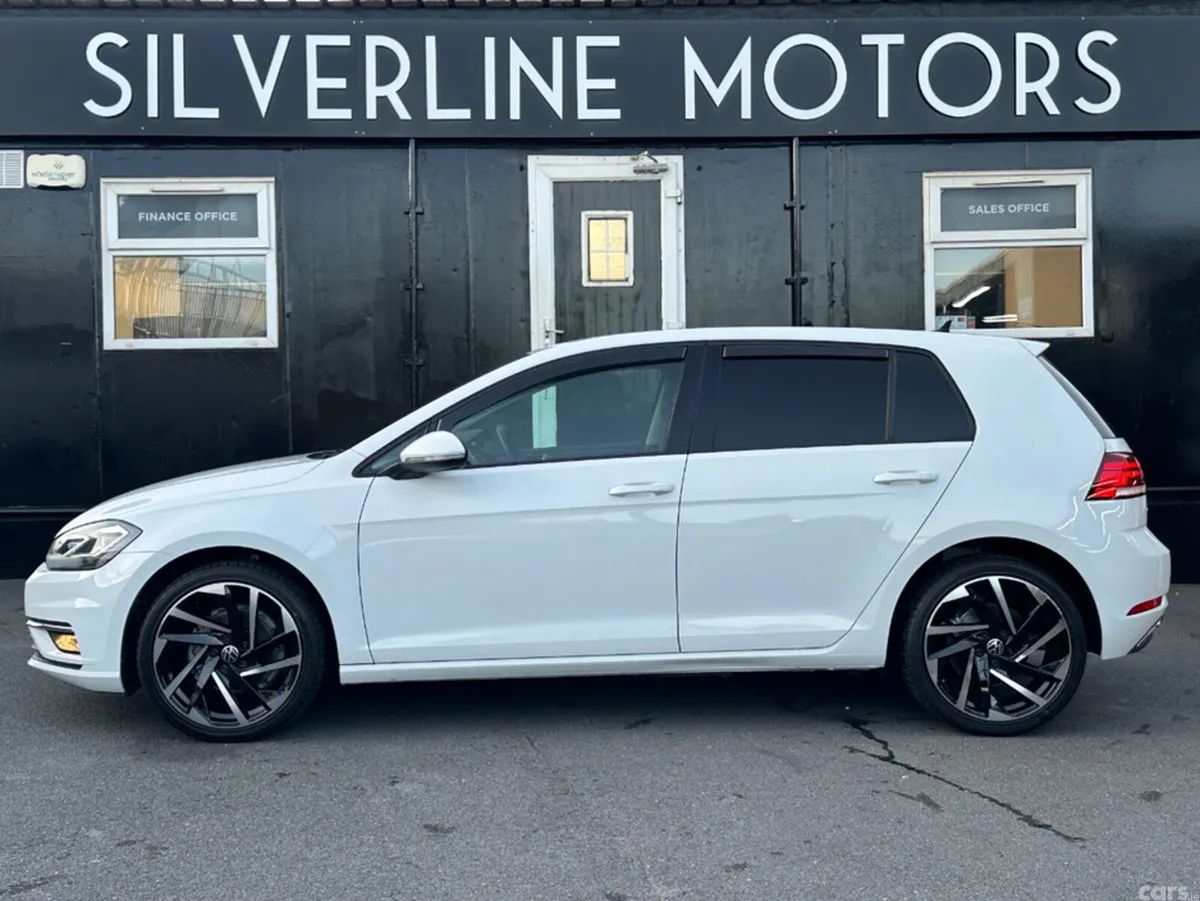 Volkswagen Golf Hatchback, Petrol, 2018, White