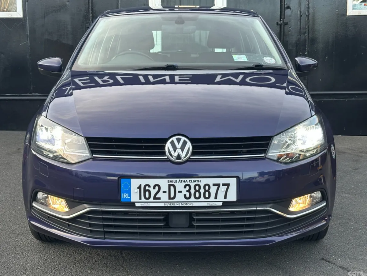 Volkswagen Polo Hatchback, Petrol, 2016, Blue